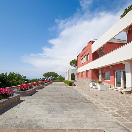 Villa Mambrini Sorrento Bagian luar foto