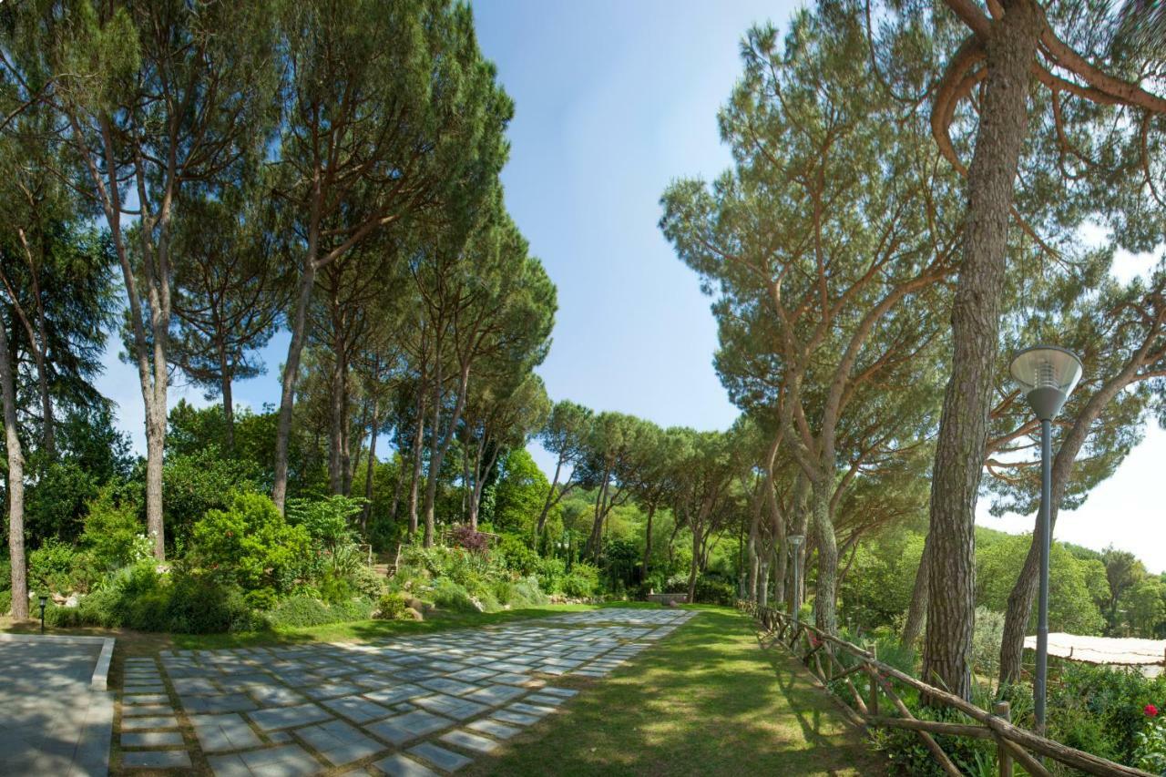 Villa Mambrini Sorrento Bagian luar foto